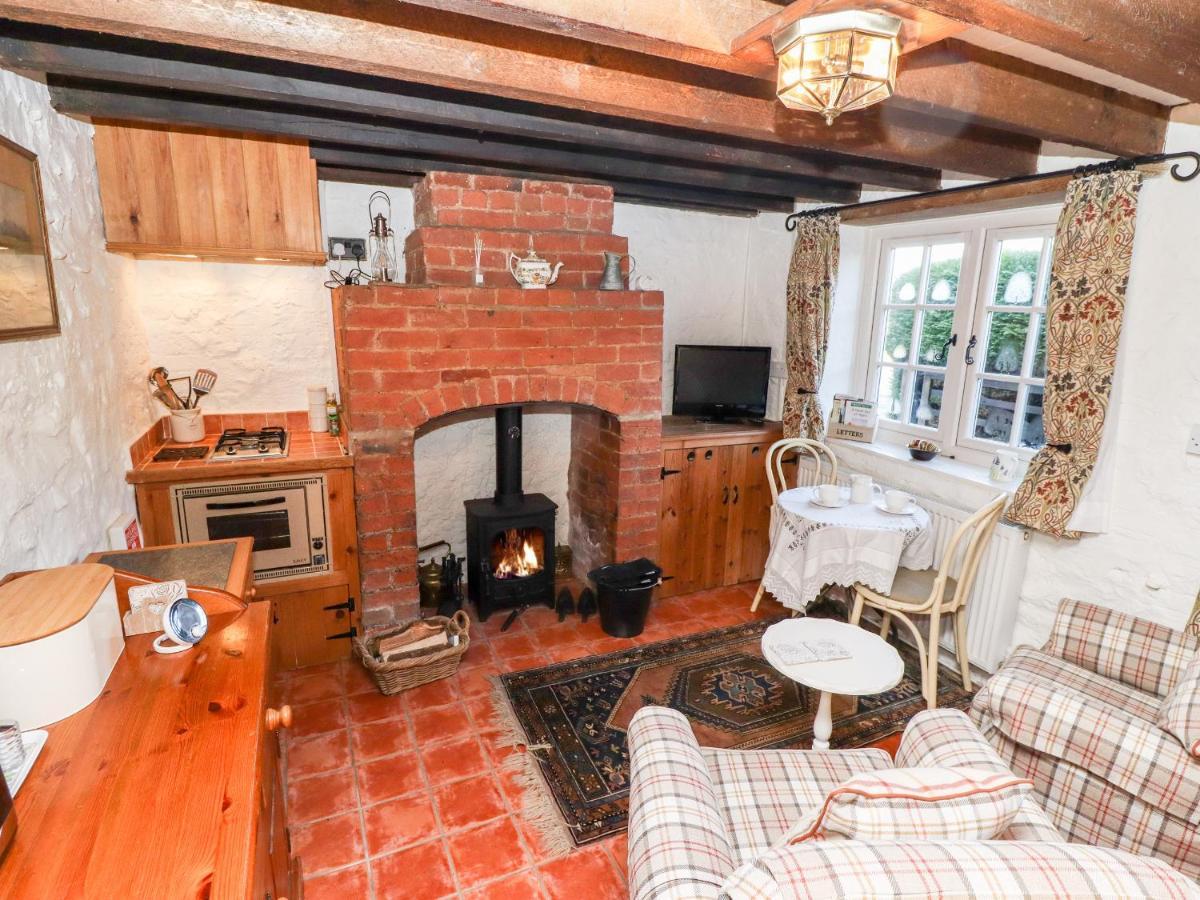 Old Blacksmiths Cottage マーケット・レーゼン エクステリア 写真