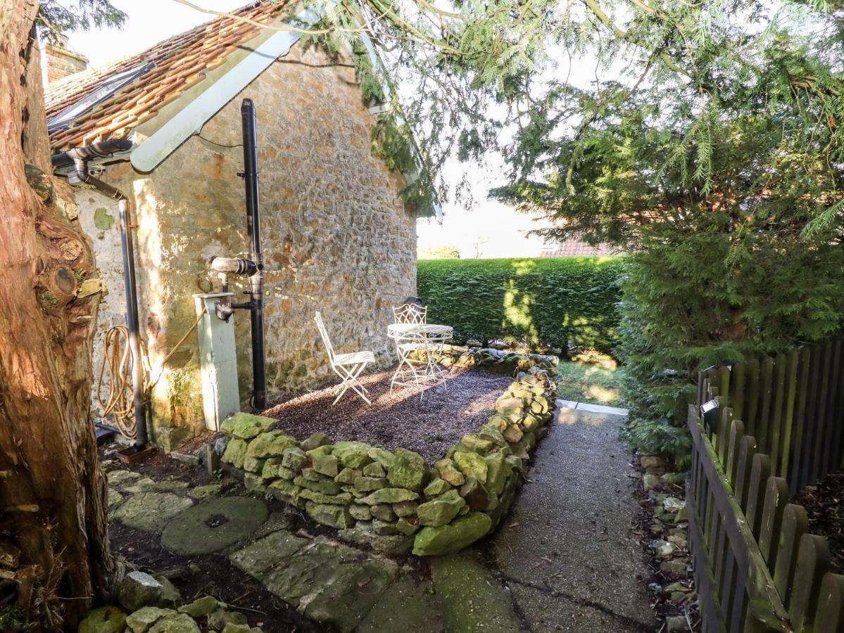 Old Blacksmiths Cottage マーケット・レーゼン エクステリア 写真
