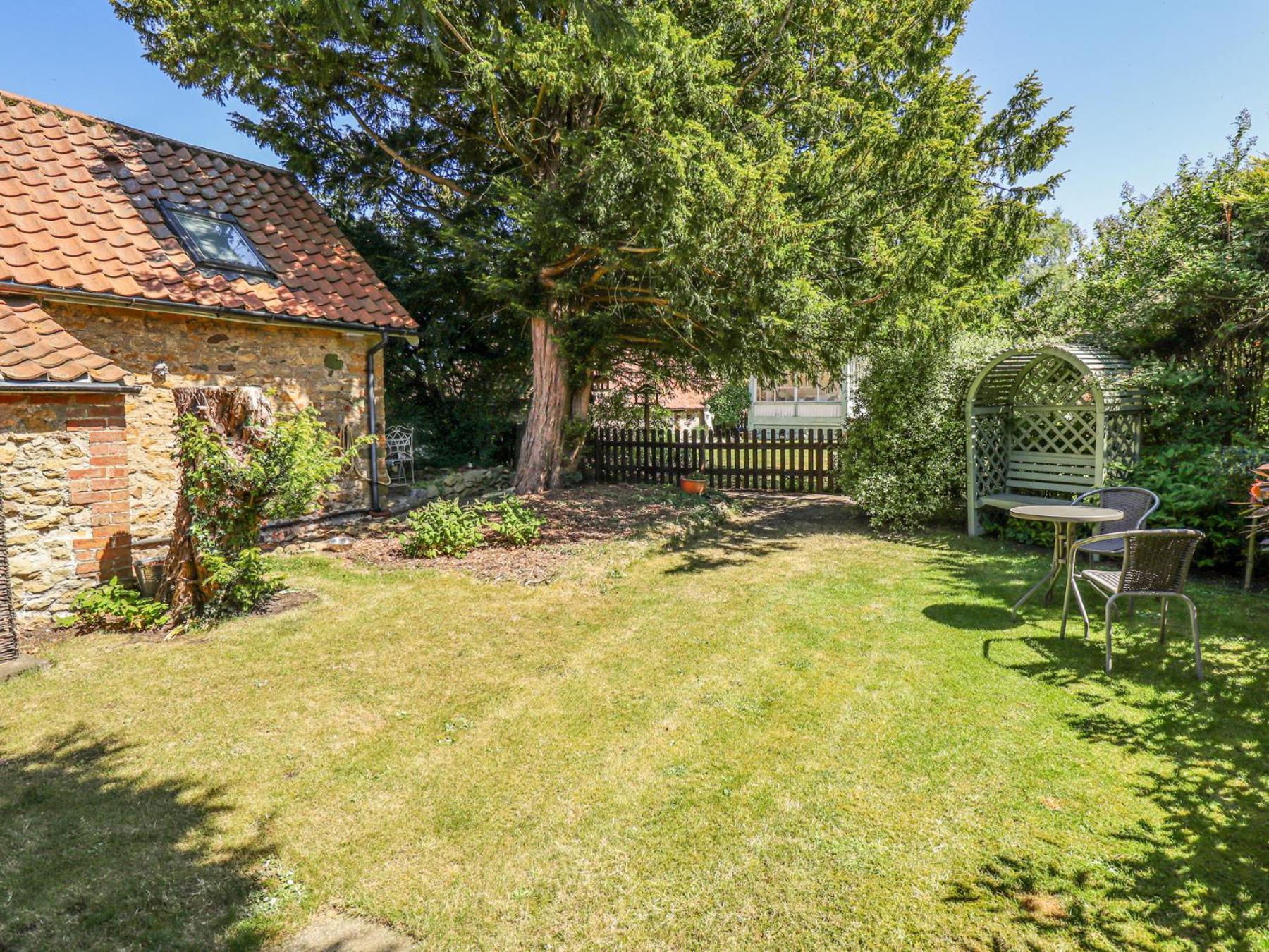 Old Blacksmiths Cottage マーケット・レーゼン エクステリア 写真