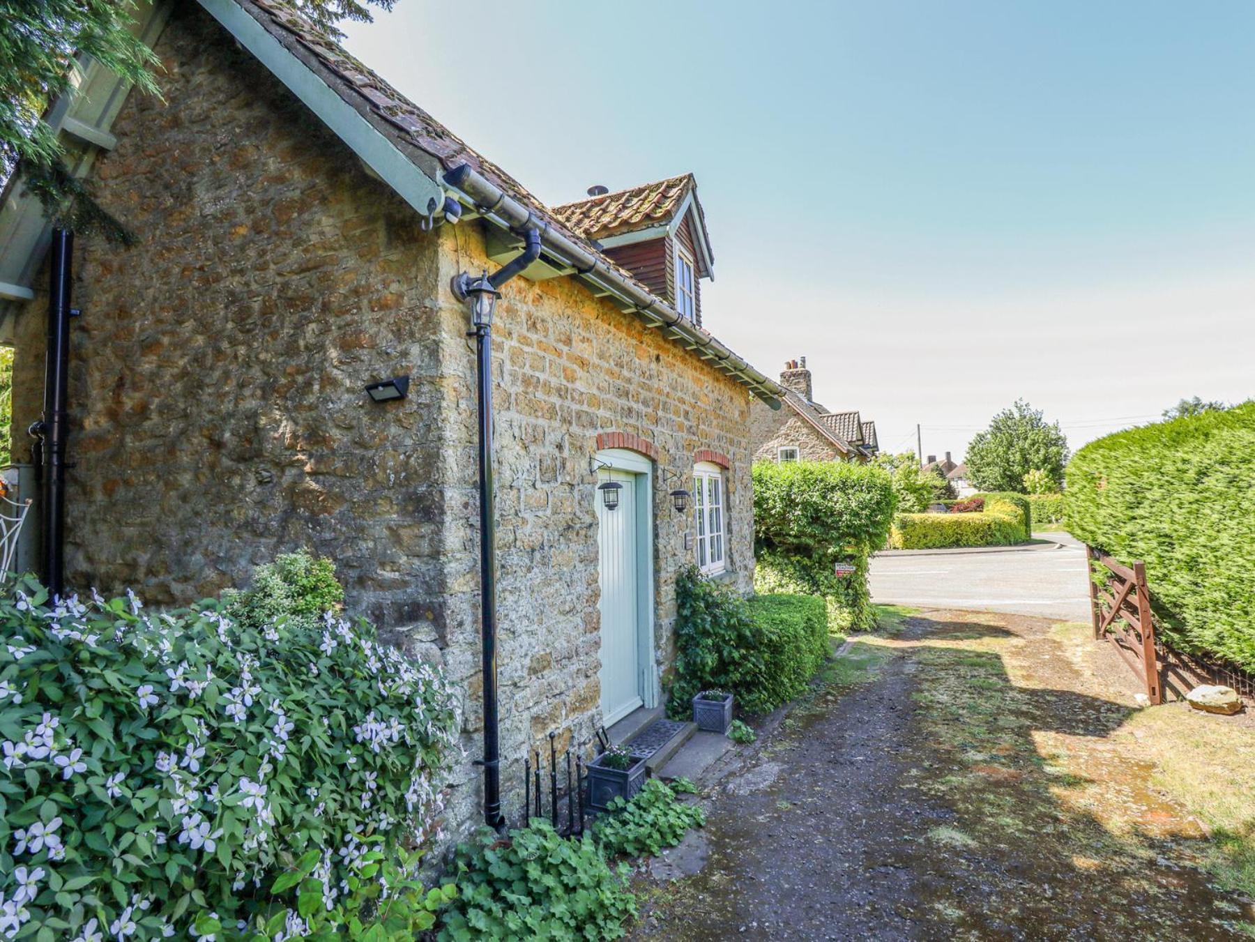 Old Blacksmiths Cottage マーケット・レーゼン エクステリア 写真